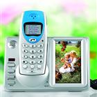 Superlyxig telefon med många funktioner